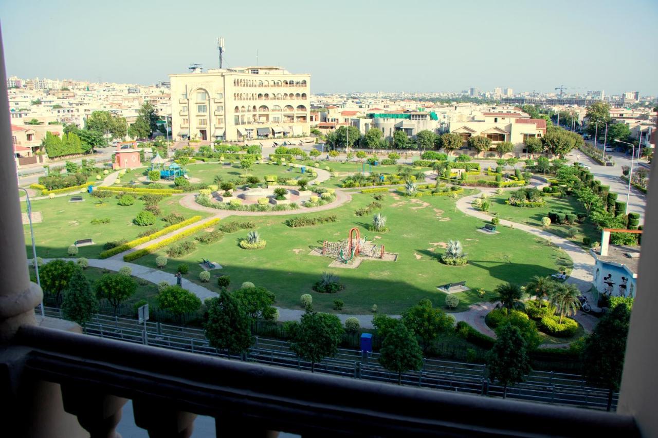 Executive 3 Bedrooms Apartment In Bahria Town Rawalpindi Exterior foto